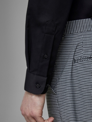 12097662 BLACK