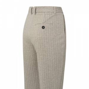  PURE CASHMERE B