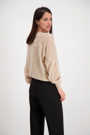 842024 2 BEIGE