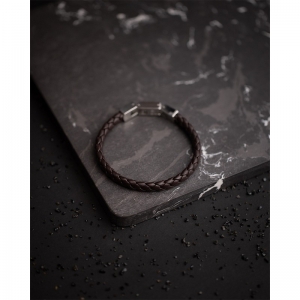 O42 BROWN