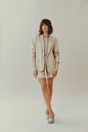 14089677 FEATHER GRAY