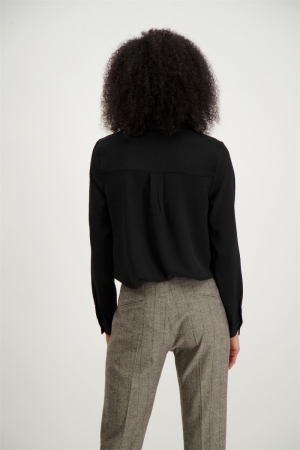 840133 8 BLACK