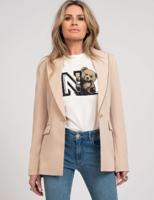 N1-554 2405 2549 HUMMUS