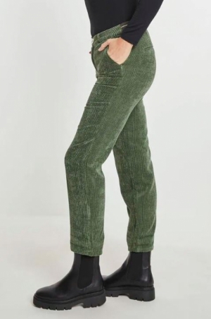 FW241.235315 630 GREEN SMOKE