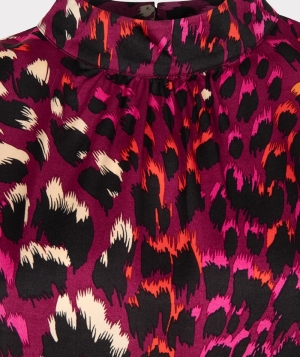 F24.14524 999 WINE RED