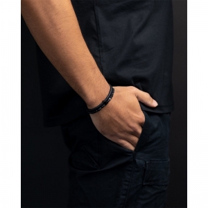 O31. BLACK