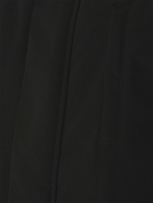 25630920 020 BLACK