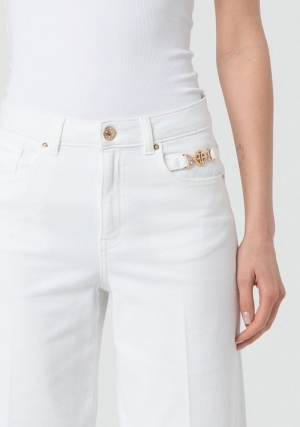 FP25SV3015W77001-278 WHITE