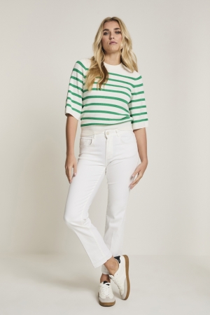 SS251.005272 002 WHITE
