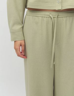 61289751 R92 PISTACHIO GREEN
