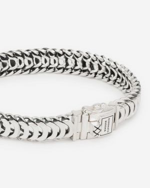 J796  SILVER