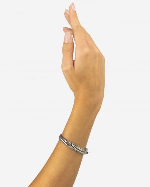 J796  SILVER