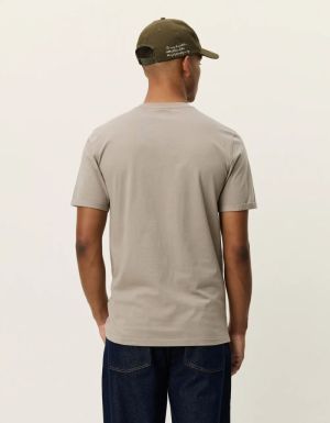 1001464 880 LAUREL OAK SAND