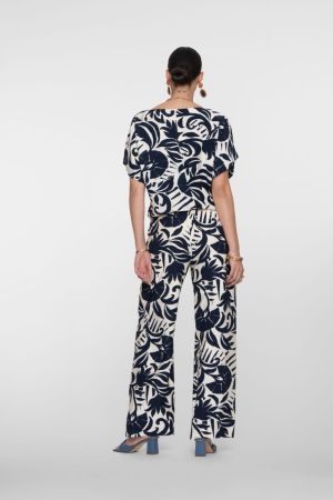 61141-26 675 NAVY