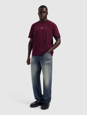 26030110 107 WINE RED