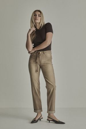 FW261.127091 204 CAMEL