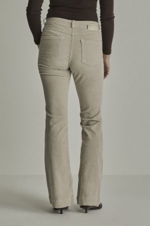 FW261.104070 009 IVORY GREY