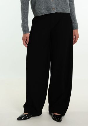 FW262.199396 001 BLACK